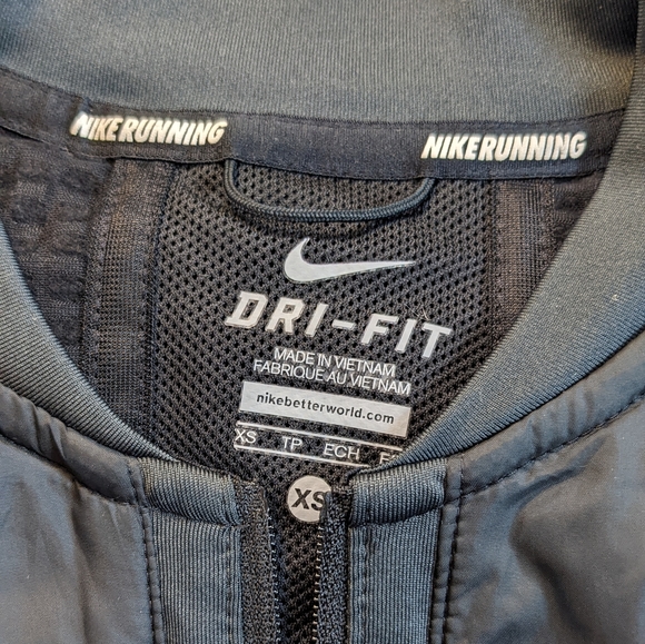 Nike Running Jacket Dri-fit Size XS - Picture 2 of 4